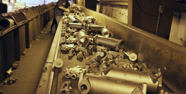 Why Cast Iron Still Wins in 2026 – Manufacturing Material Showdown